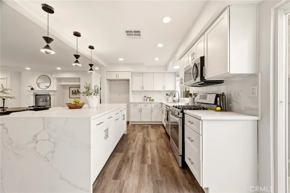 10401 Park Street Bellflower, CA 90706