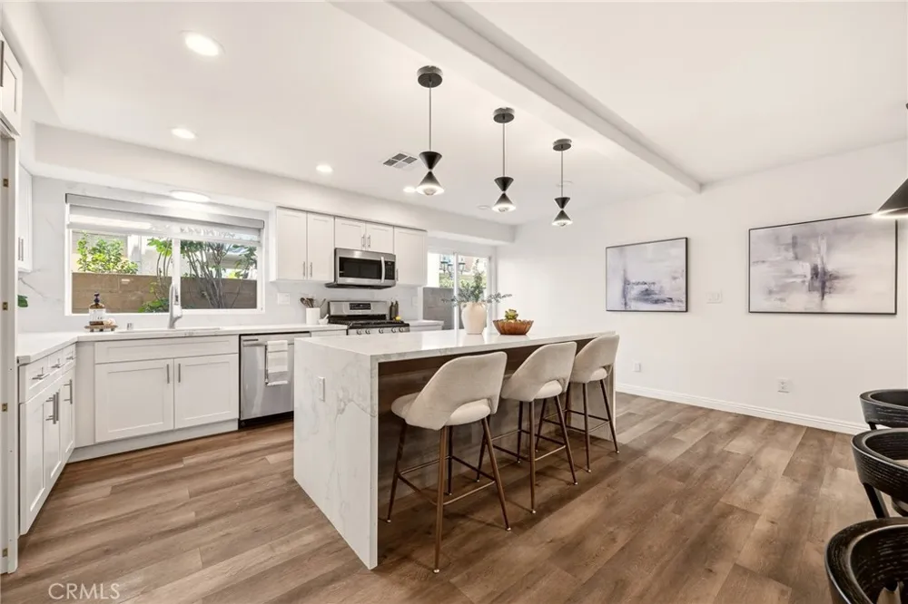 10401 Park Street Bellflower, CA 90706