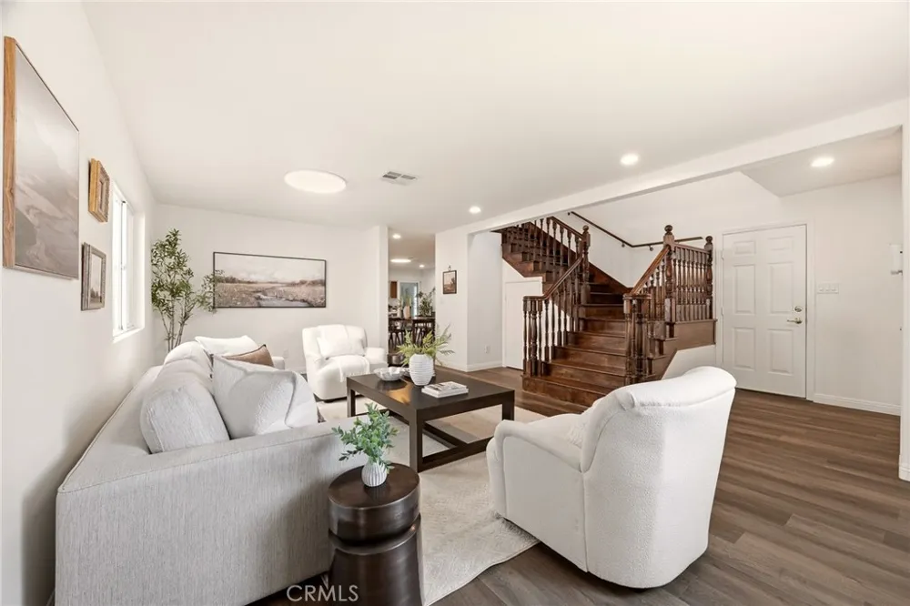 10401 Park Street Bellflower, CA 90706