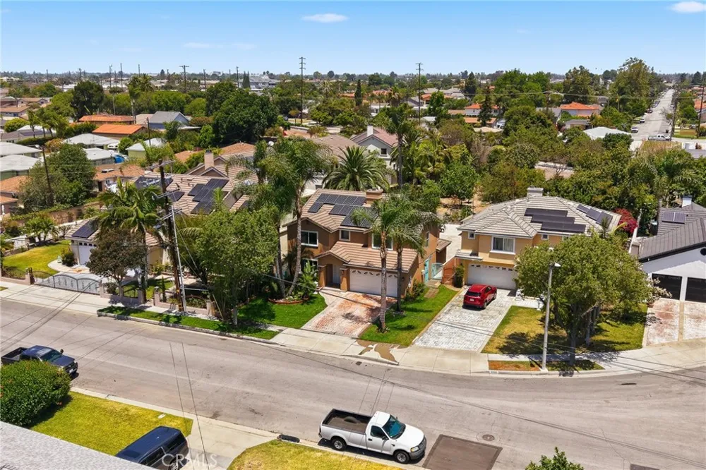 10401 Park Street Bellflower, CA 90706
