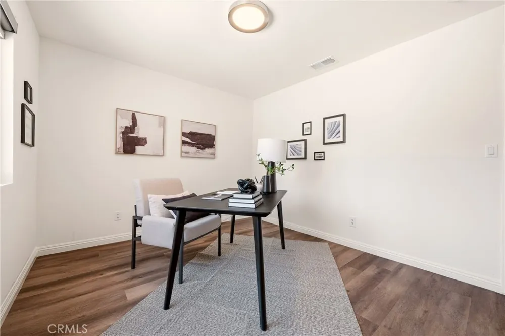 10401 Park Street Bellflower, CA 90706