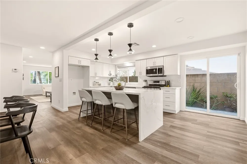 10401 Park Street Bellflower, CA 90706