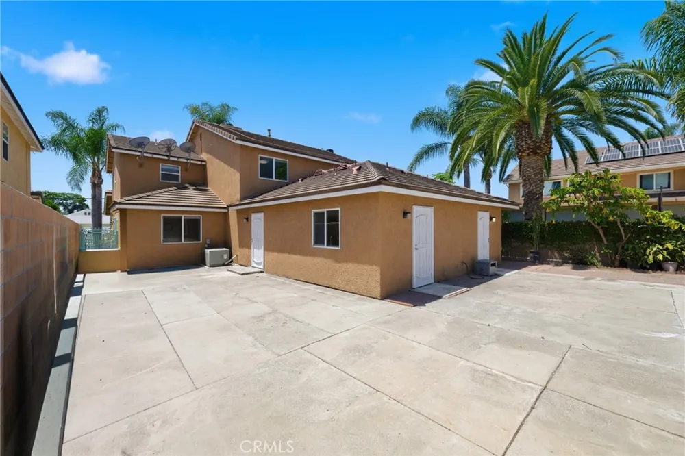 10401 Park Street Bellflower, CA 90706