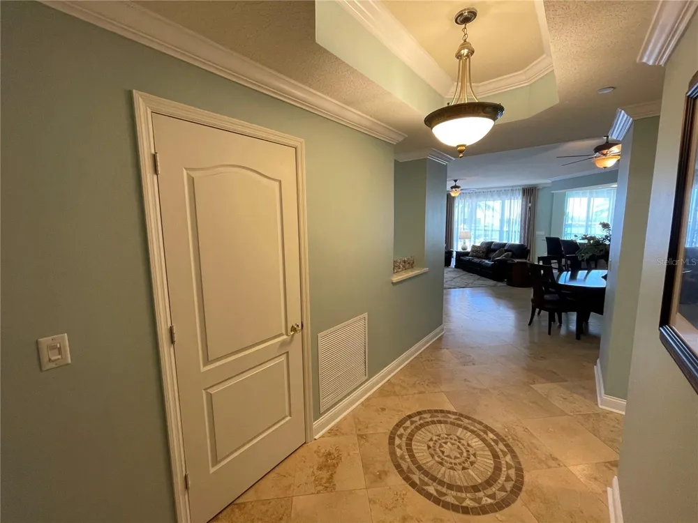 521 MANDALAY AVENUE #309 Clearwater Beach, FL 33767