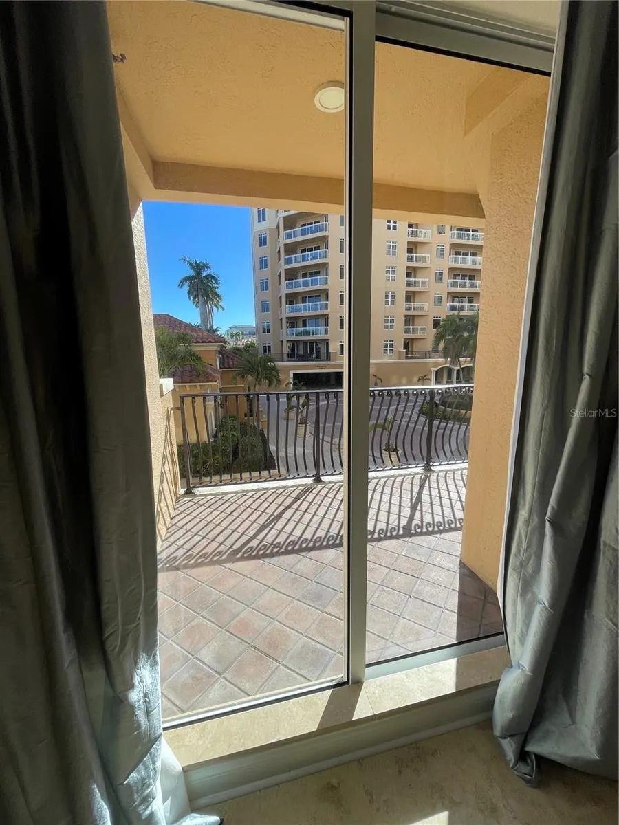 521 MANDALAY AVENUE #309 Clearwater Beach, FL 33767