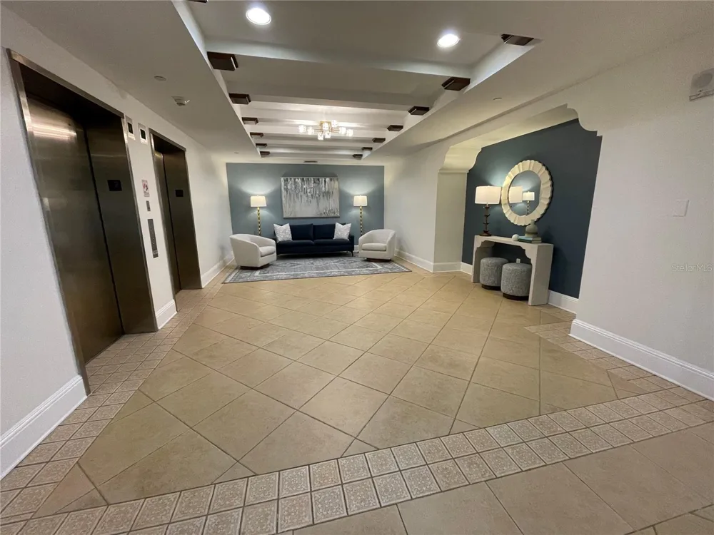 521 MANDALAY AVENUE #309 Clearwater Beach, FL 33767