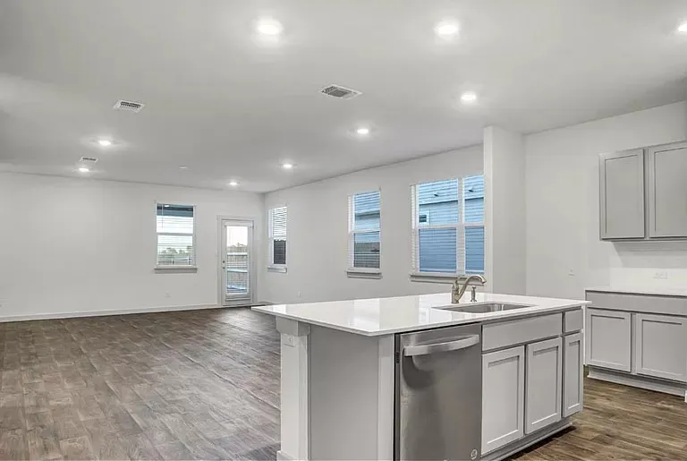10601 Seguin Street Austin, TX 78754