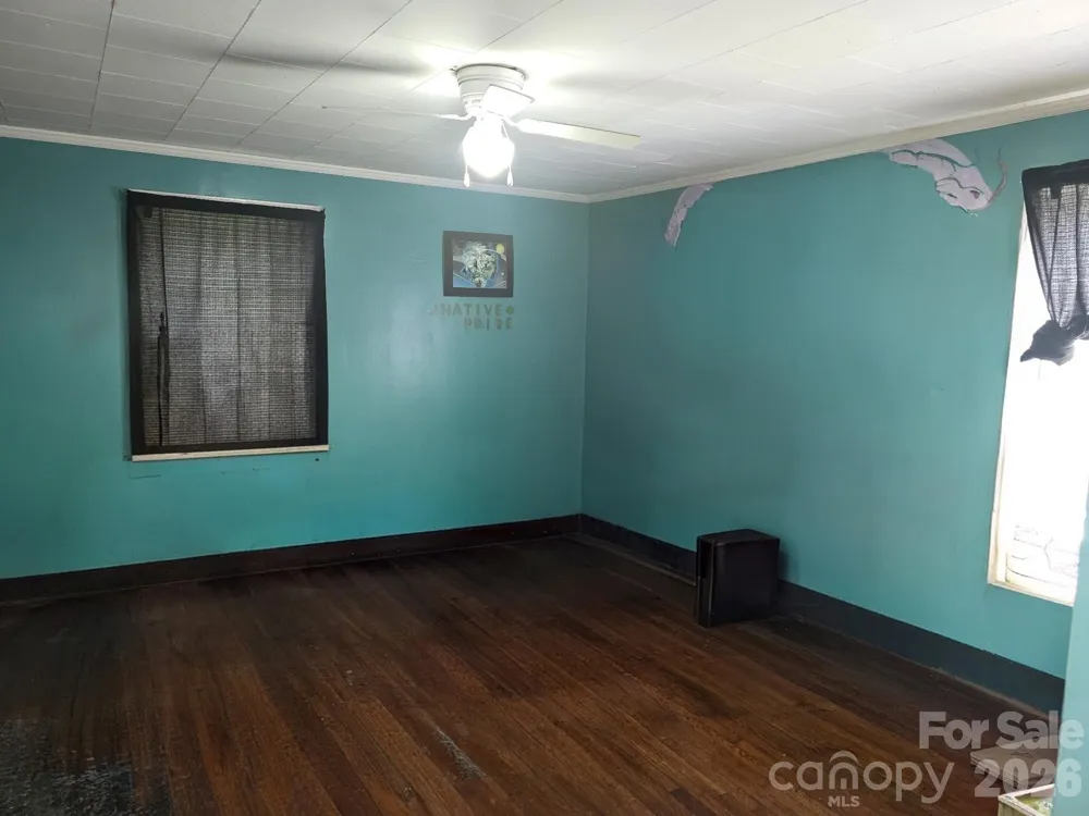 191 W End Street Chester, SC 29706