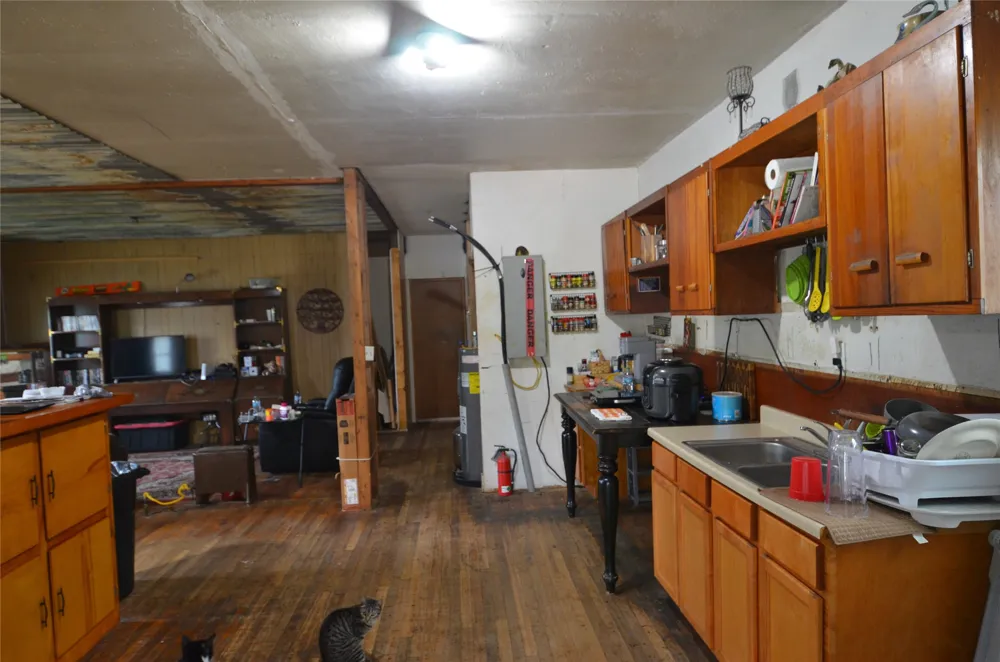 334 Cook Road Jacksboro, TX 76458