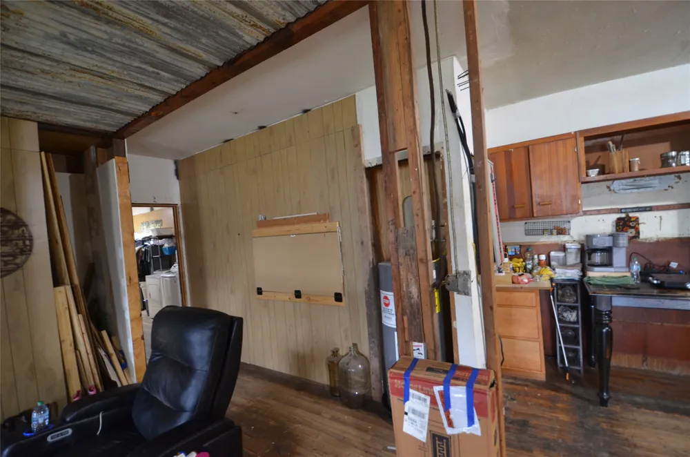 334 Cook Road Jacksboro, TX 76458