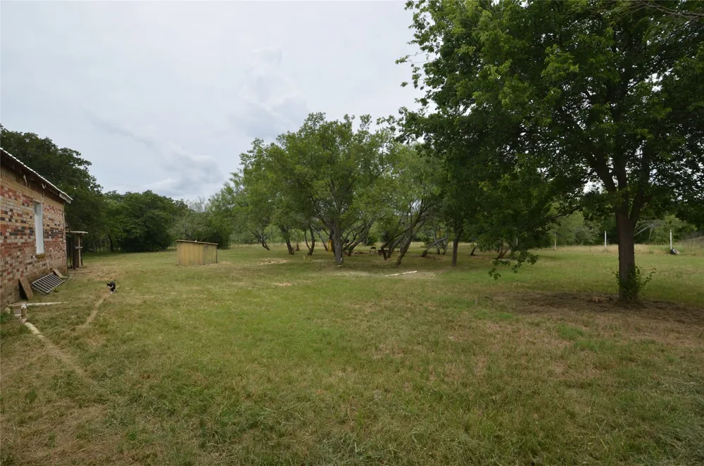 334 Cook Road Jacksboro, TX 76458