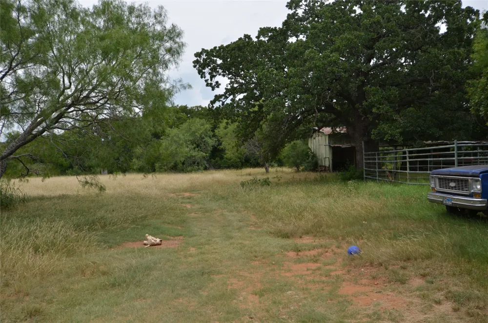 334 Cook Road Jacksboro, TX 76458