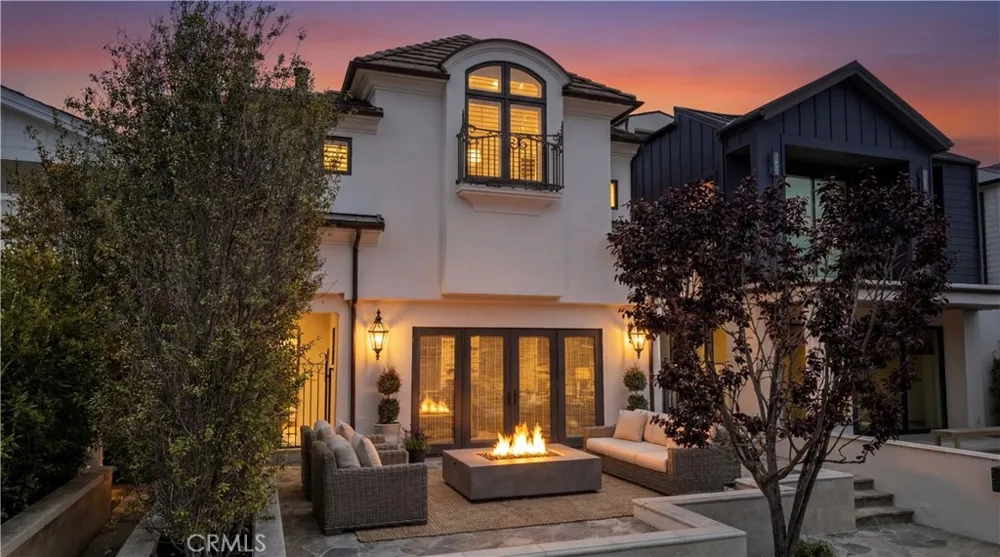 707 Larkspur Avenue Corona del Mar, CA 92625