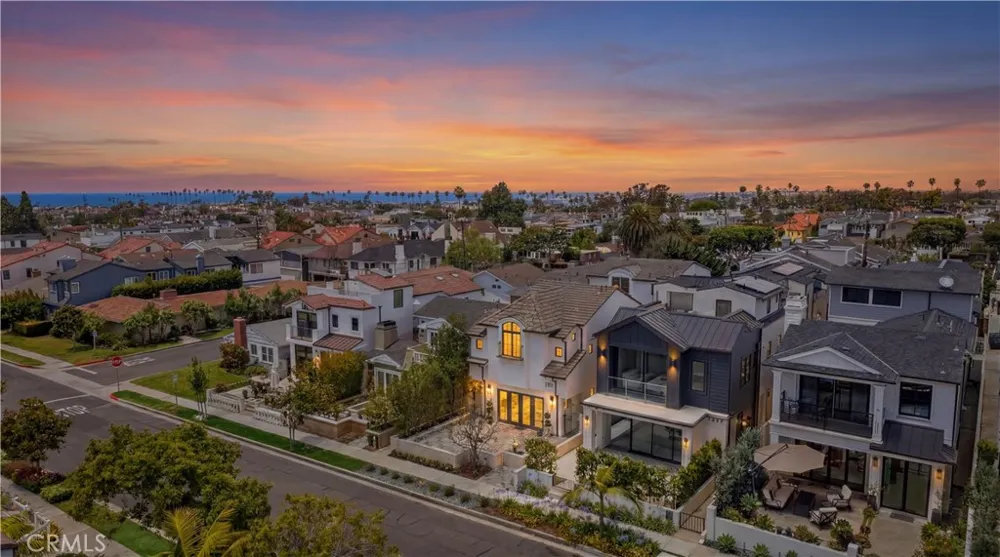 707 Larkspur Avenue Corona del Mar, CA 92625