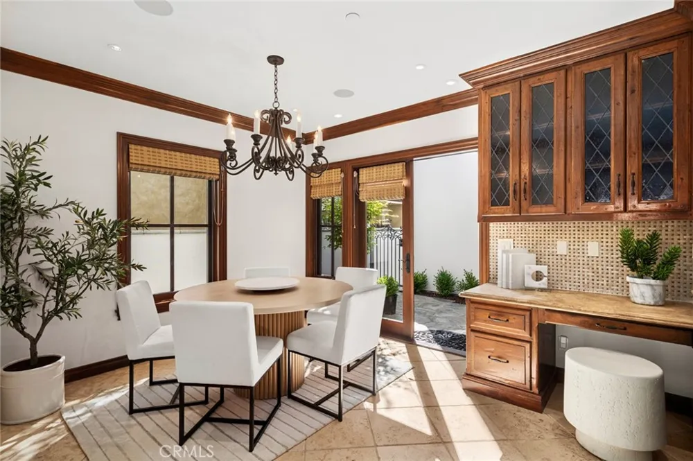 707 Larkspur Avenue Corona del Mar, CA 92625