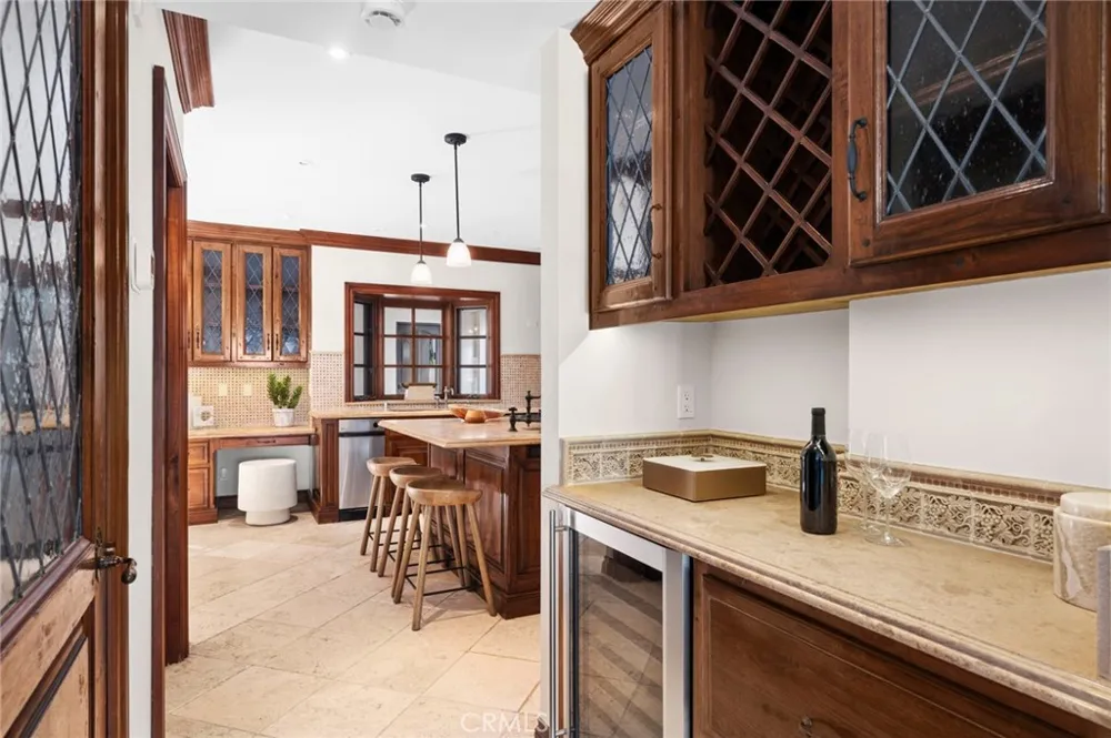 707 Larkspur Avenue Corona del Mar, CA 92625