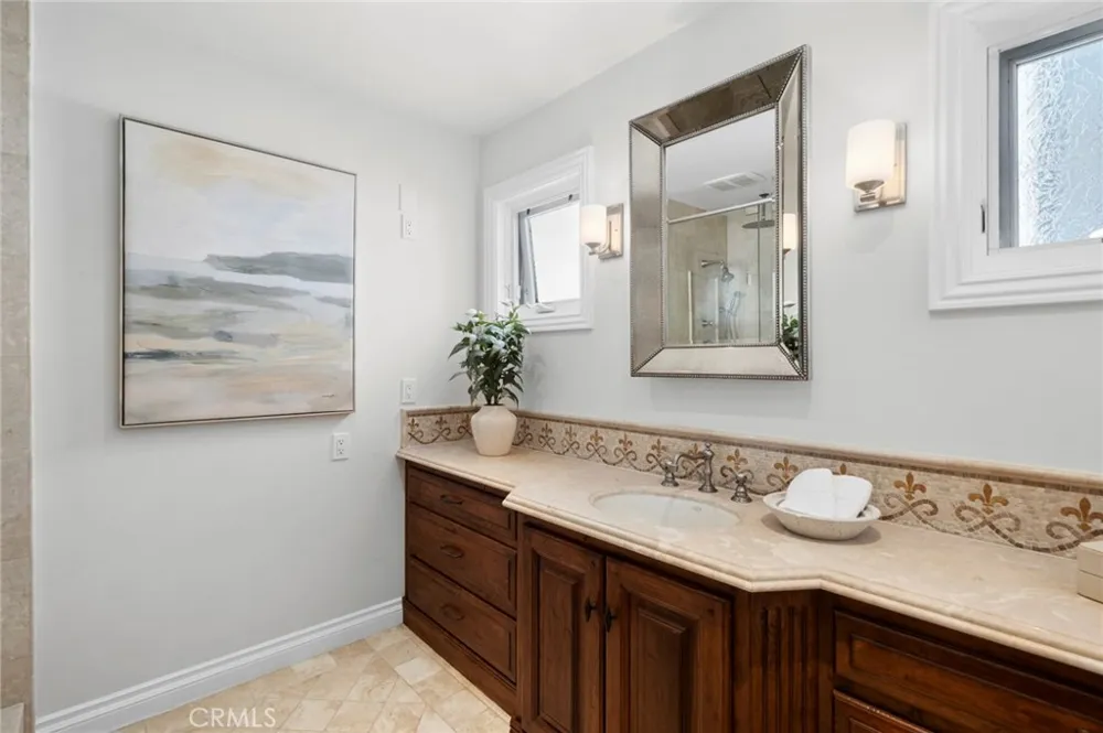 707 Larkspur Avenue Corona del Mar, CA 92625