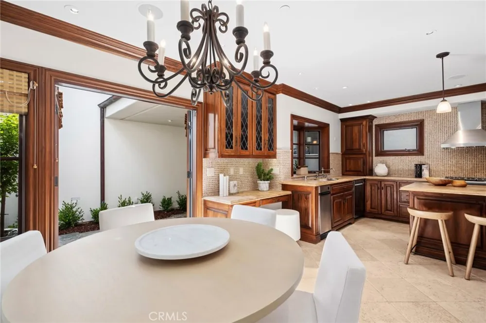 707 Larkspur Avenue Corona del Mar, CA 92625