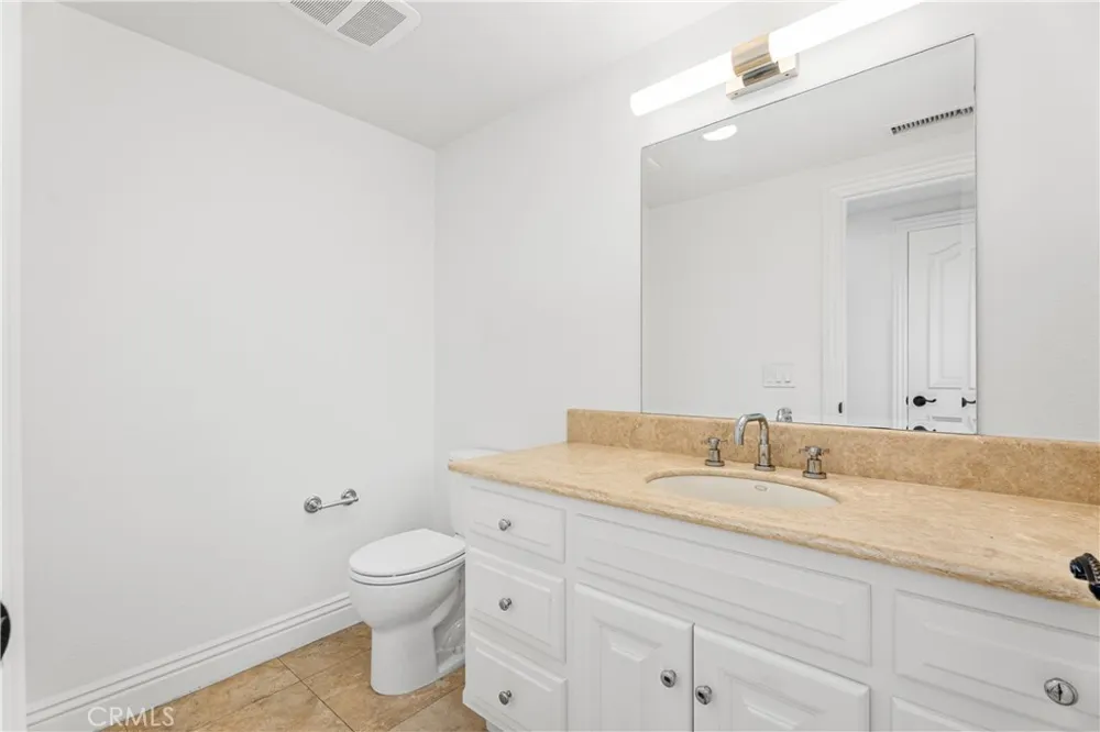 707 Larkspur Avenue Corona del Mar, CA 92625