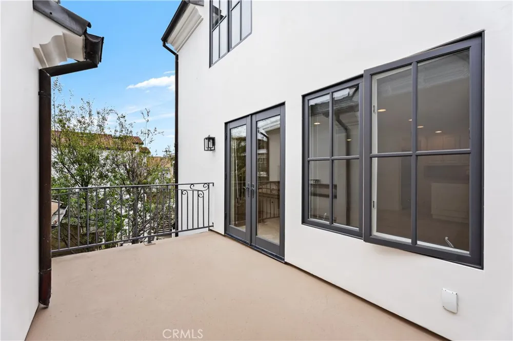 707 Larkspur Avenue Corona del Mar, CA 92625