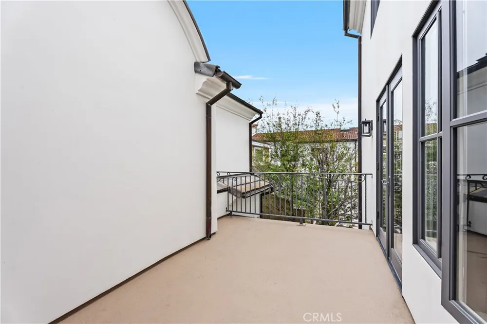 707 Larkspur Avenue Corona del Mar, CA 92625