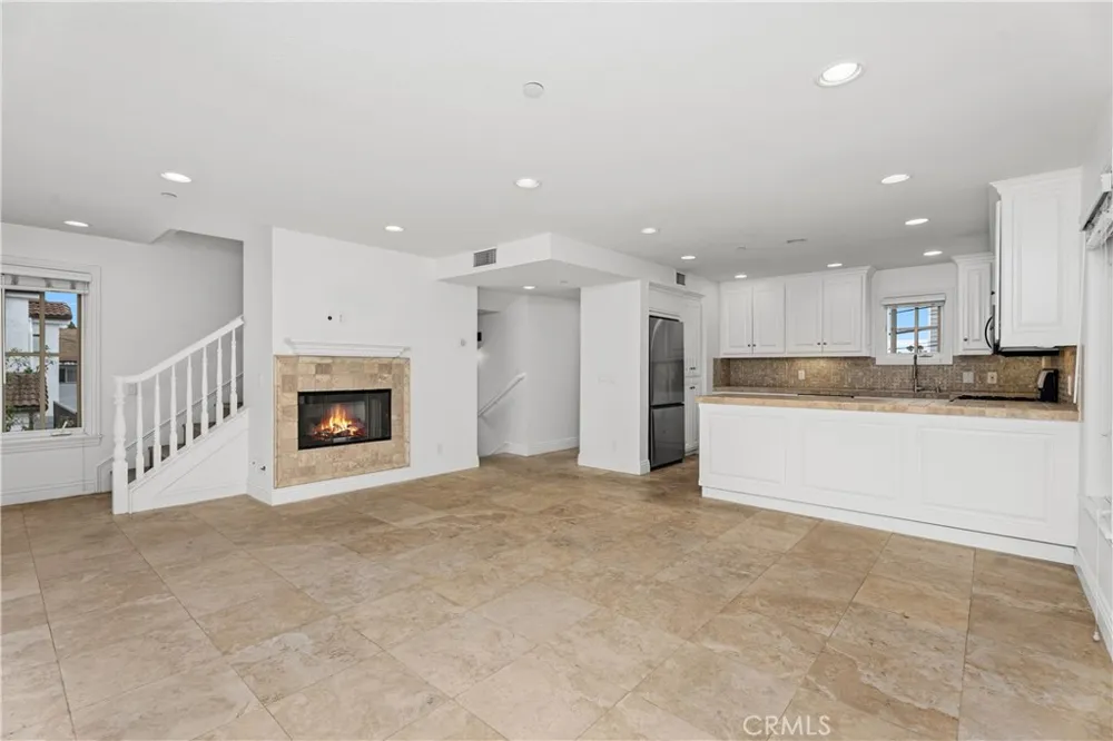 707 Larkspur Avenue Corona del Mar, CA 92625