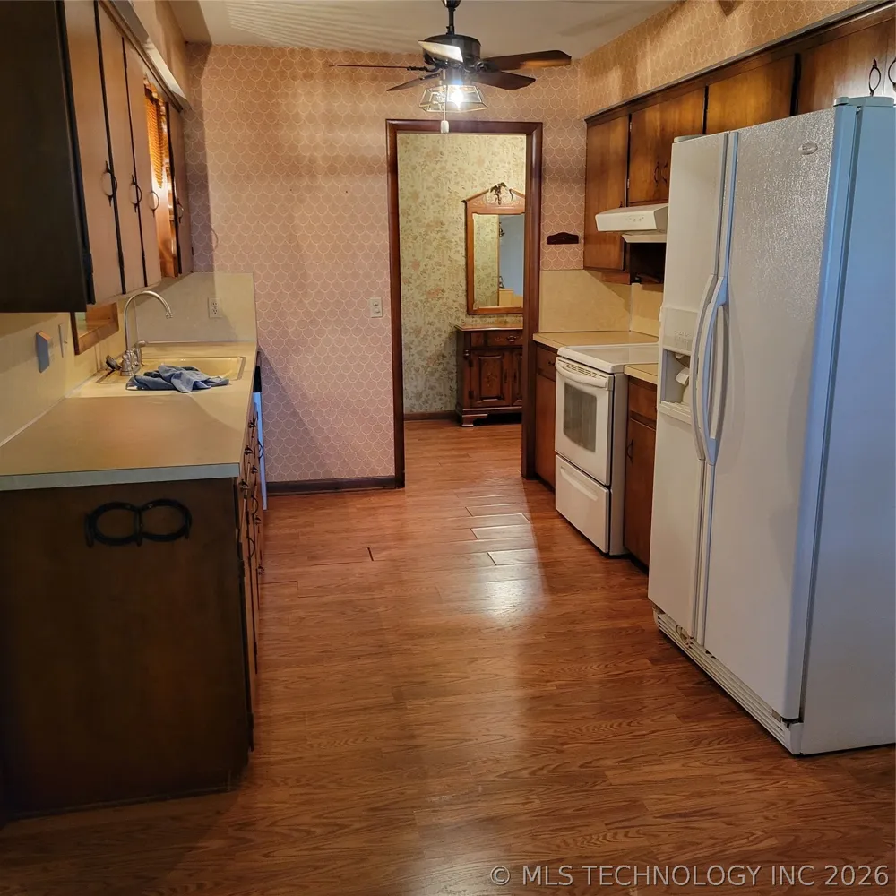 1302 SE 12th Street Wagoner, OK 74467