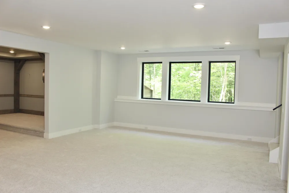 3352 White Eagle Muskegon Charter Township, MI 49442