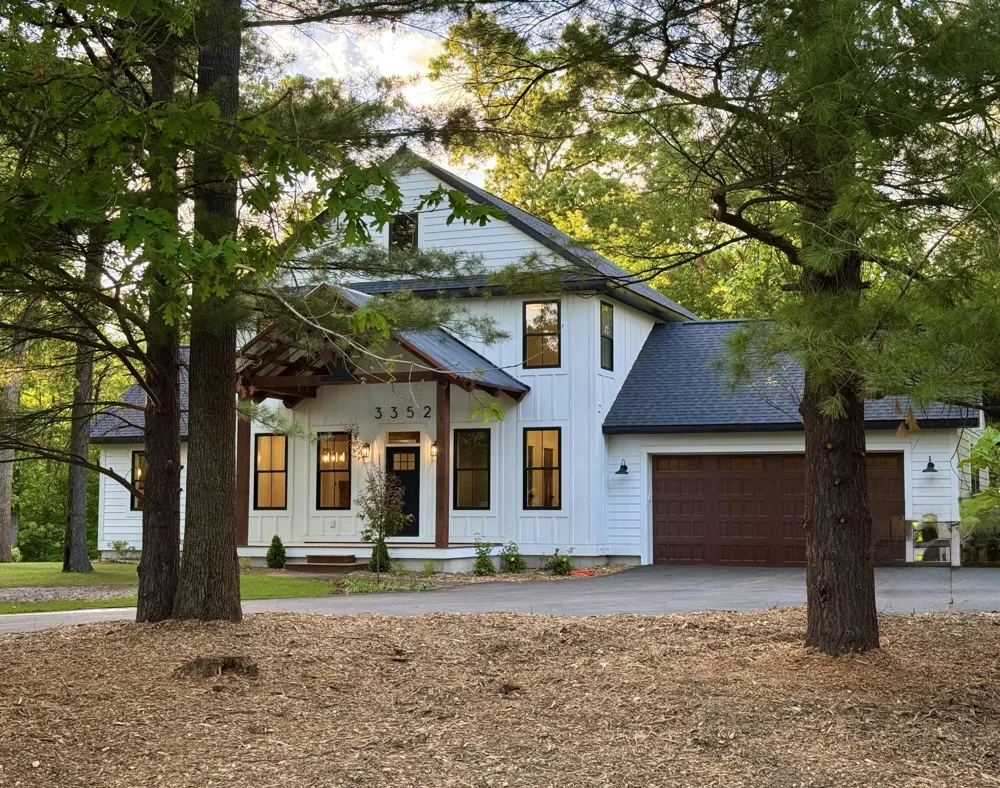 3352 White Eagle Muskegon Charter Township, MI 49442