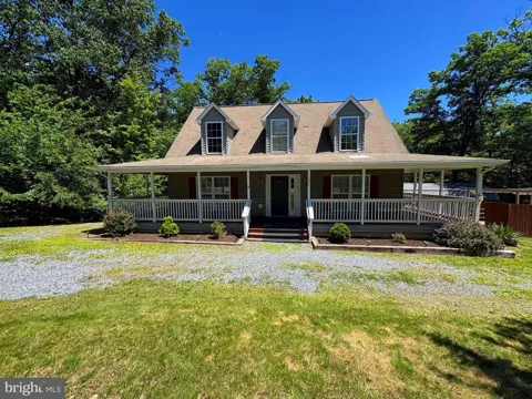 671 WILLOW LANE