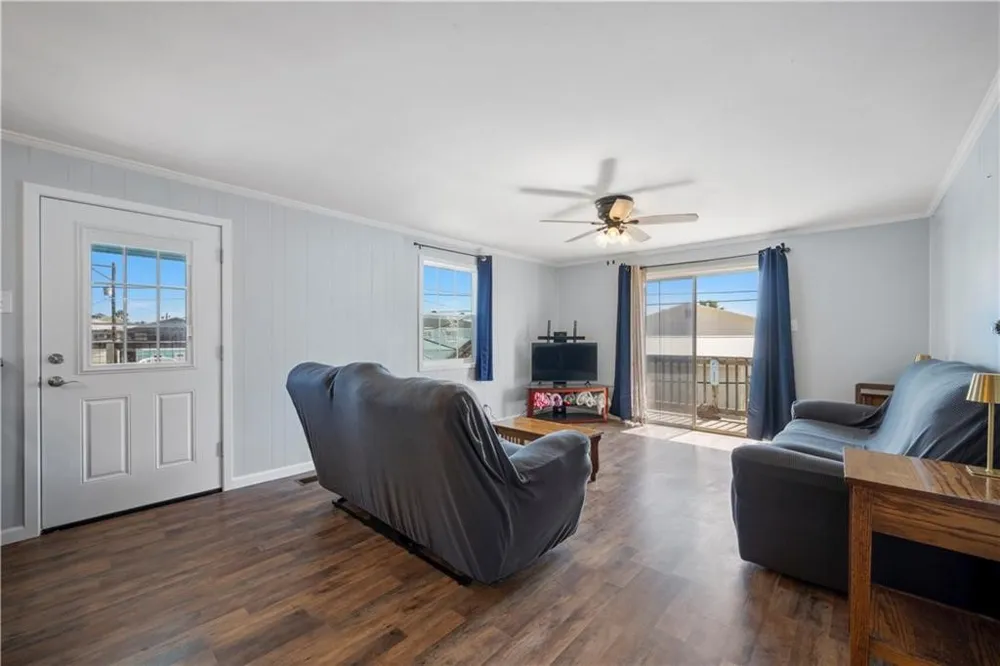 622 S Sandpiper Ingleside, TX 78362
