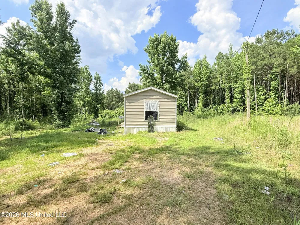 16 Durr Lane Prentiss, MS 39474
