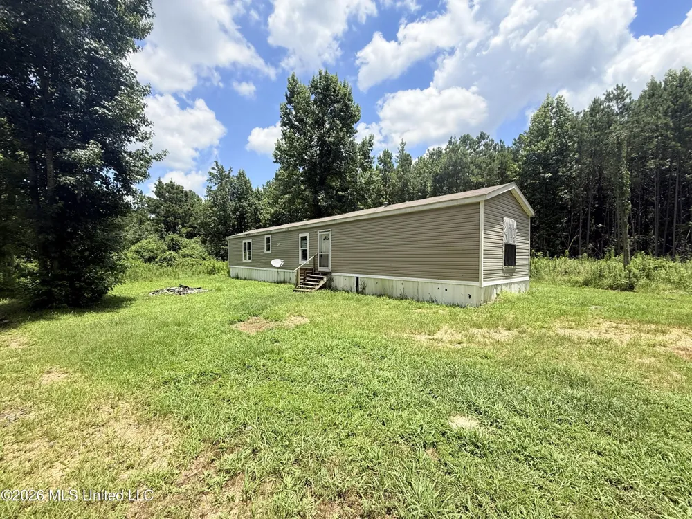 16 Durr Lane Prentiss, MS 39474