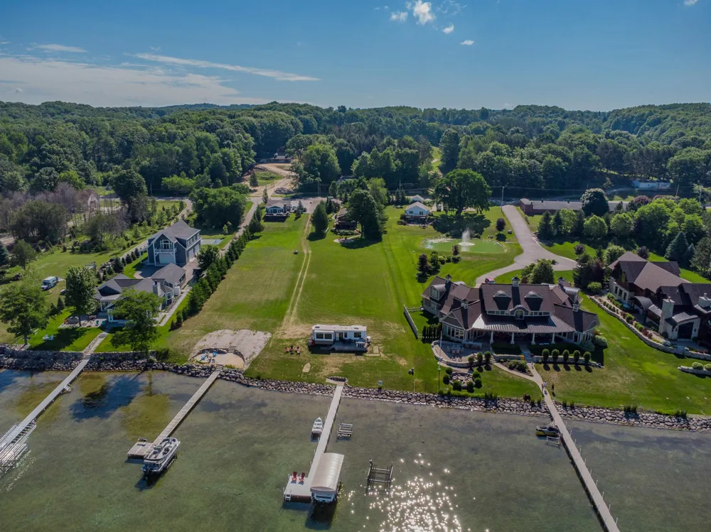 11282 SE Torch Lake Drive Helena Township, MI 49612