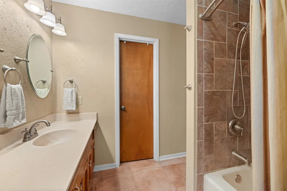 Address Not Shown Caldwell, TX 77836