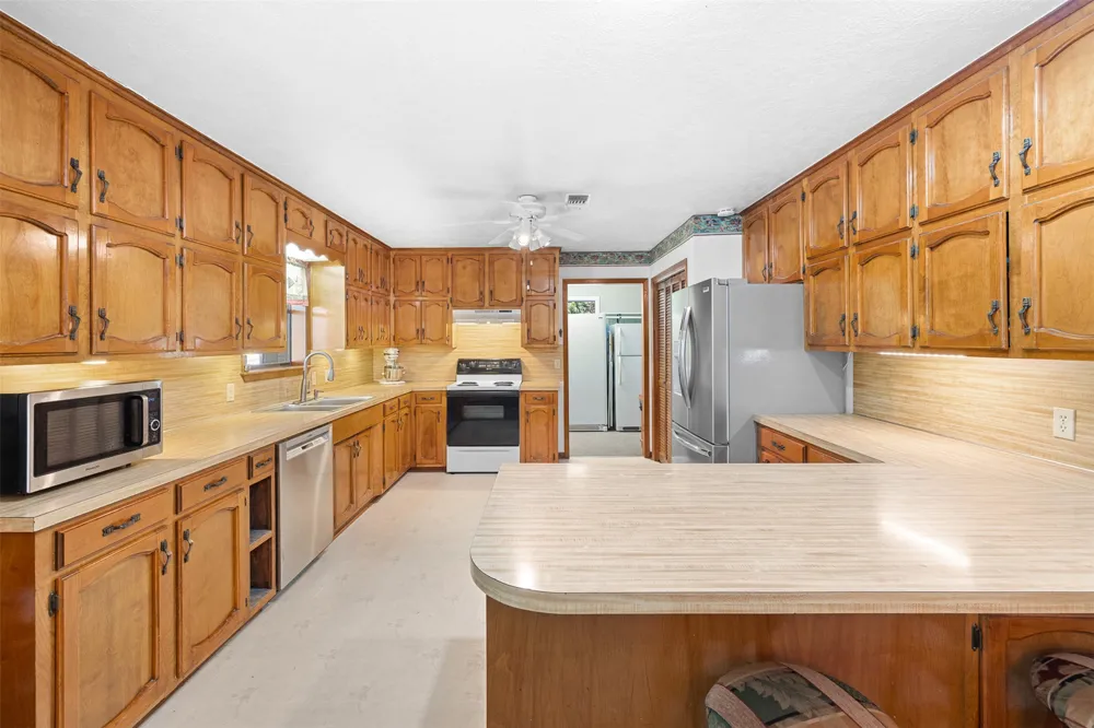 Address Not Shown Caldwell, TX 77836