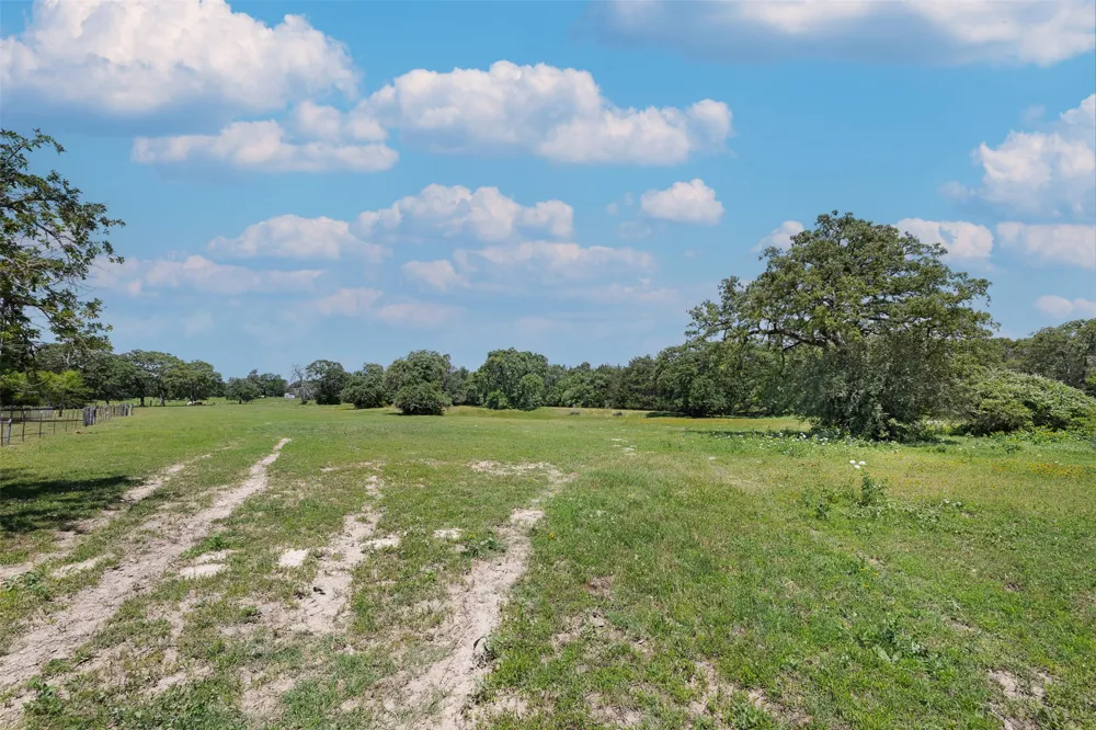 Address Not Shown Caldwell, TX 77836