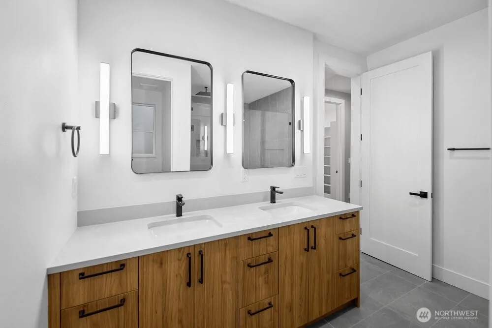 962 7th Ave NW (Homesite #4) Issaquah, WA 98027