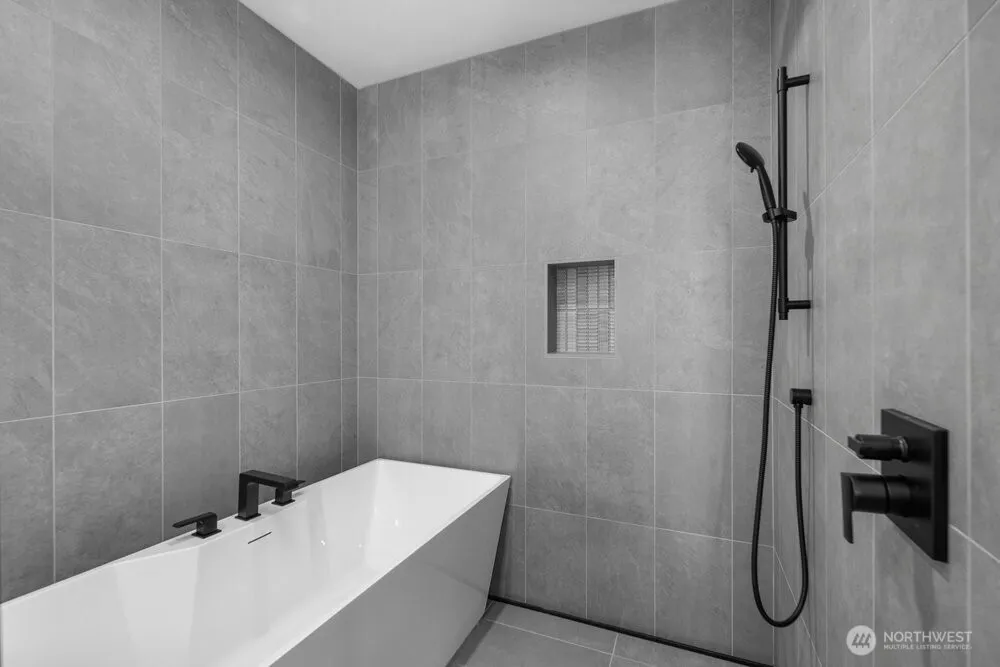 962 7th Ave NW (Homesite #4) Issaquah, WA 98027