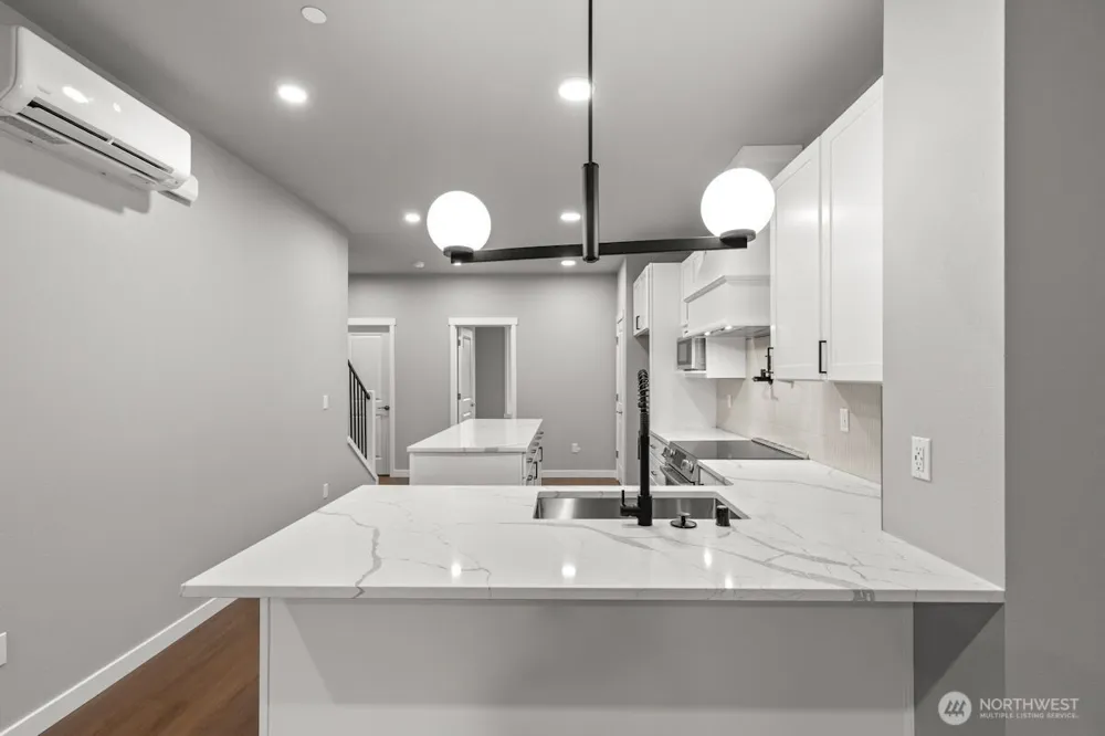 16823 Alder Way #L3 Lynnwood, WA 98037