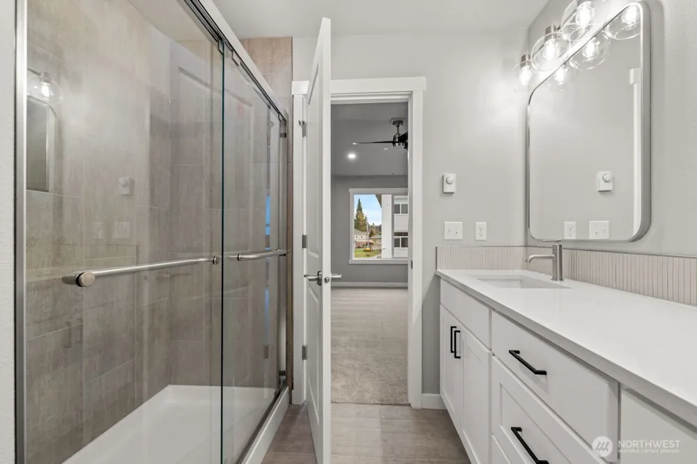 16823 Alder Way #L3 Lynnwood, WA 98037