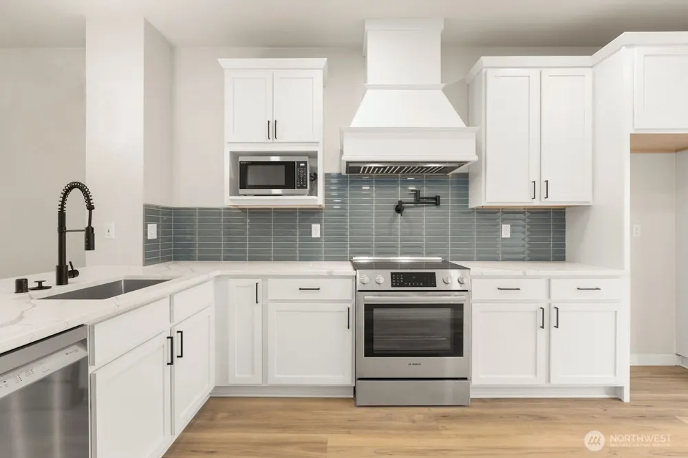 16823 Alder Way #L4 Lynnwood, WA 98037