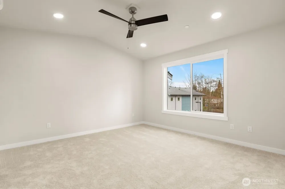 16823 Alder Way #L4 Lynnwood, WA 98037