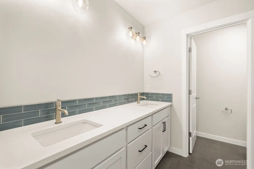 16823 Alder Way #L4 Lynnwood, WA 98037