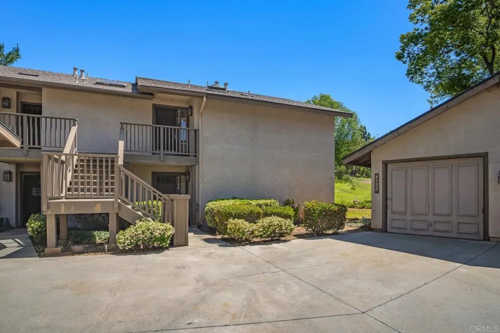 4122 Oak Island Fallbrook, CA 92028