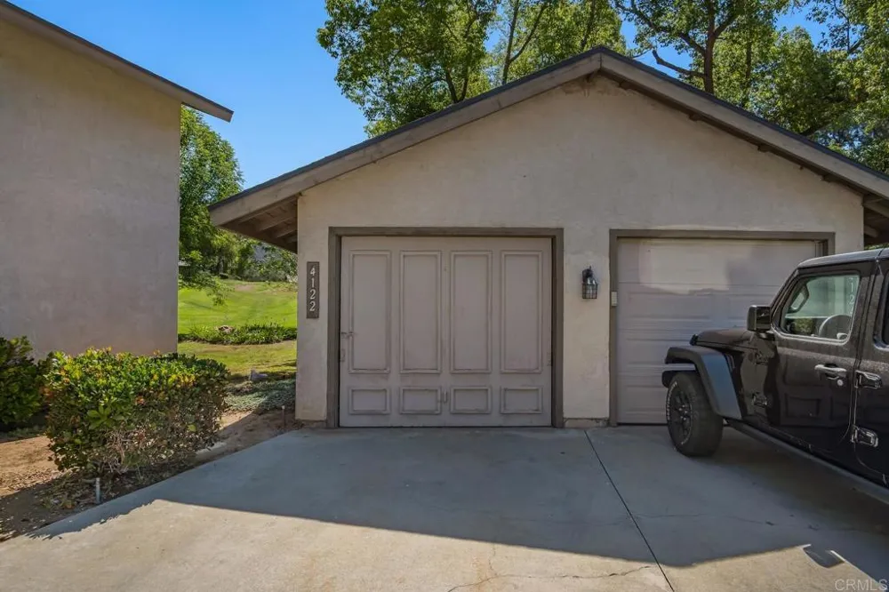 4122 Oak Island Fallbrook, CA 92028
