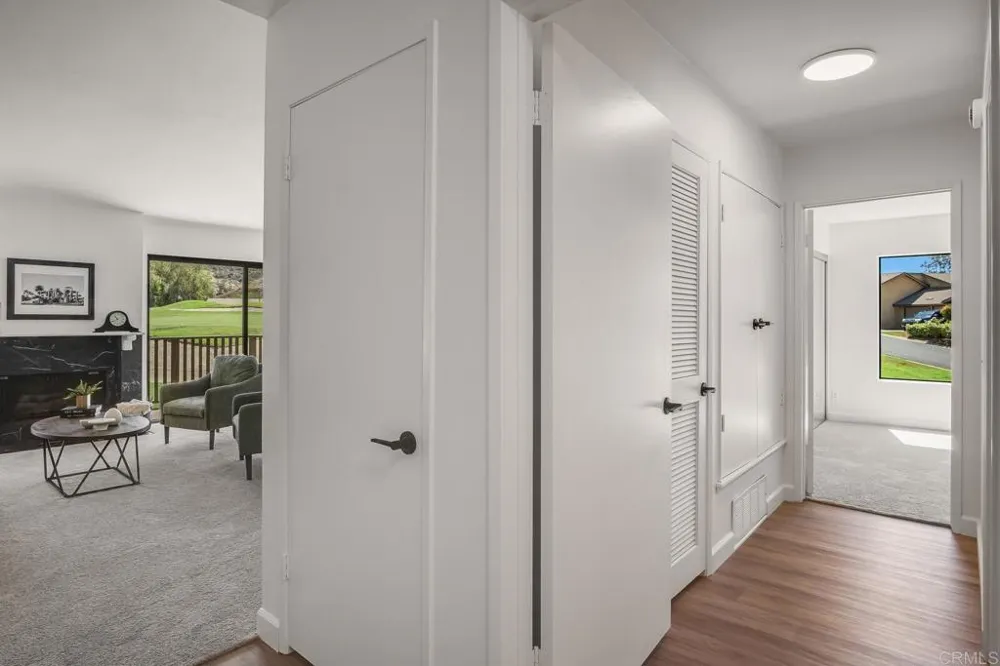 4122 Oak Island Fallbrook, CA 92028