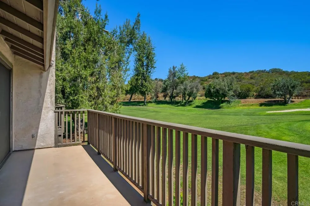 4122 Oak Island Fallbrook, CA 92028