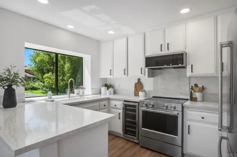 4122 Oak Island