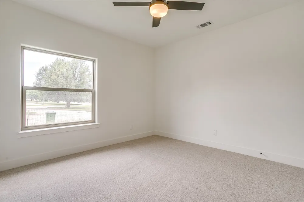 2600 Easy Street Mineral Wells, TX 76067